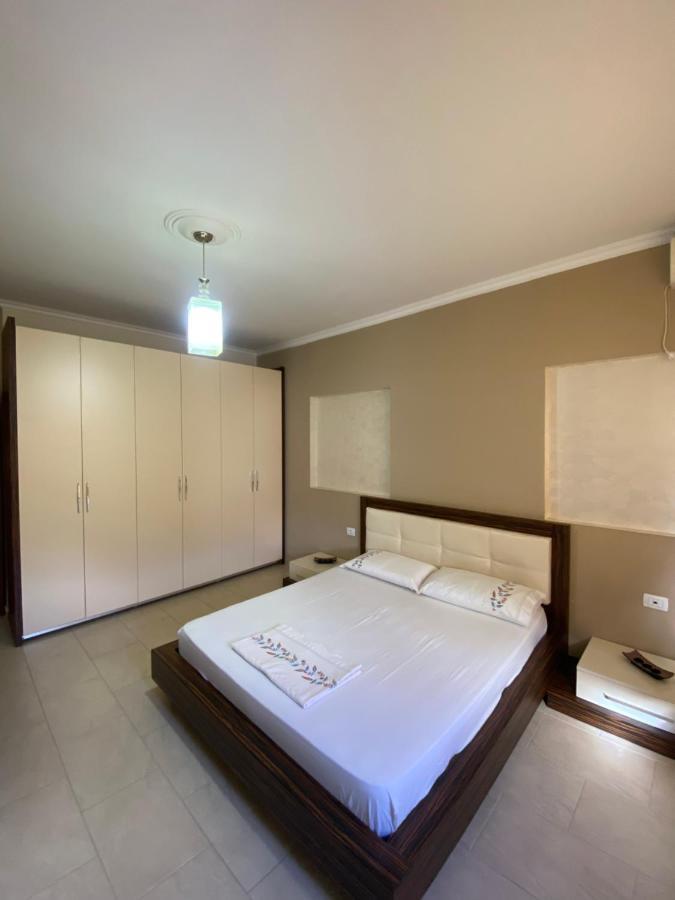 Marina House Vlorë Exterior foto